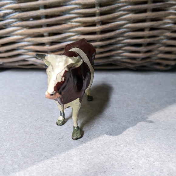 Vintage lead bull farm figure Britain made in England - Picture 3 of 6